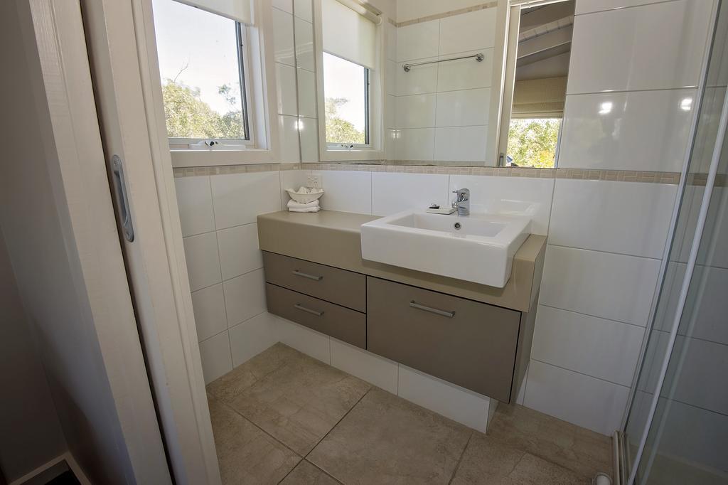 The Lakes Beachfront Holiday Park Lake Tyers Beach Екстериор снимка
