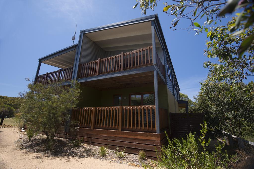 The Lakes Beachfront Holiday Park Lake Tyers Beach Екстериор снимка