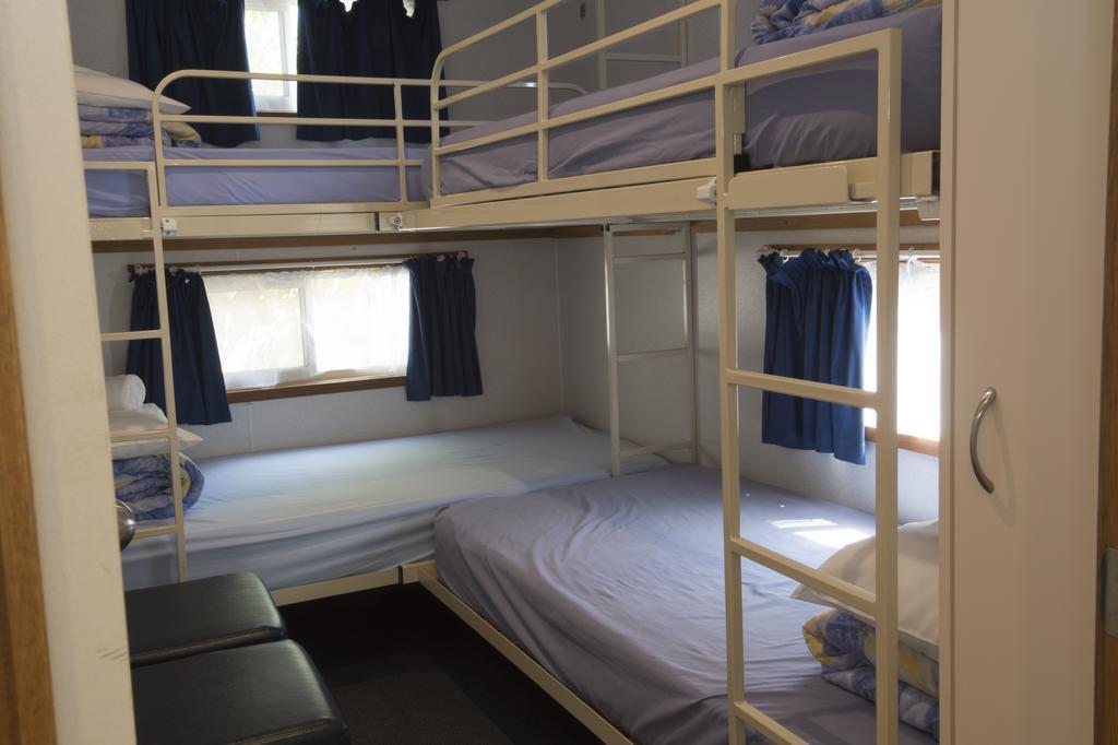 The Lakes Beachfront Holiday Park Lake Tyers Beach Екстериор снимка
