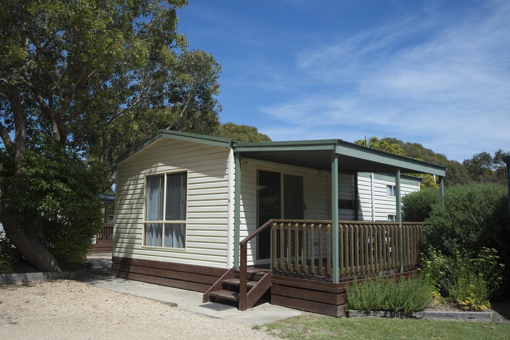 The Lakes Beachfront Holiday Park Lake Tyers Beach Екстериор снимка