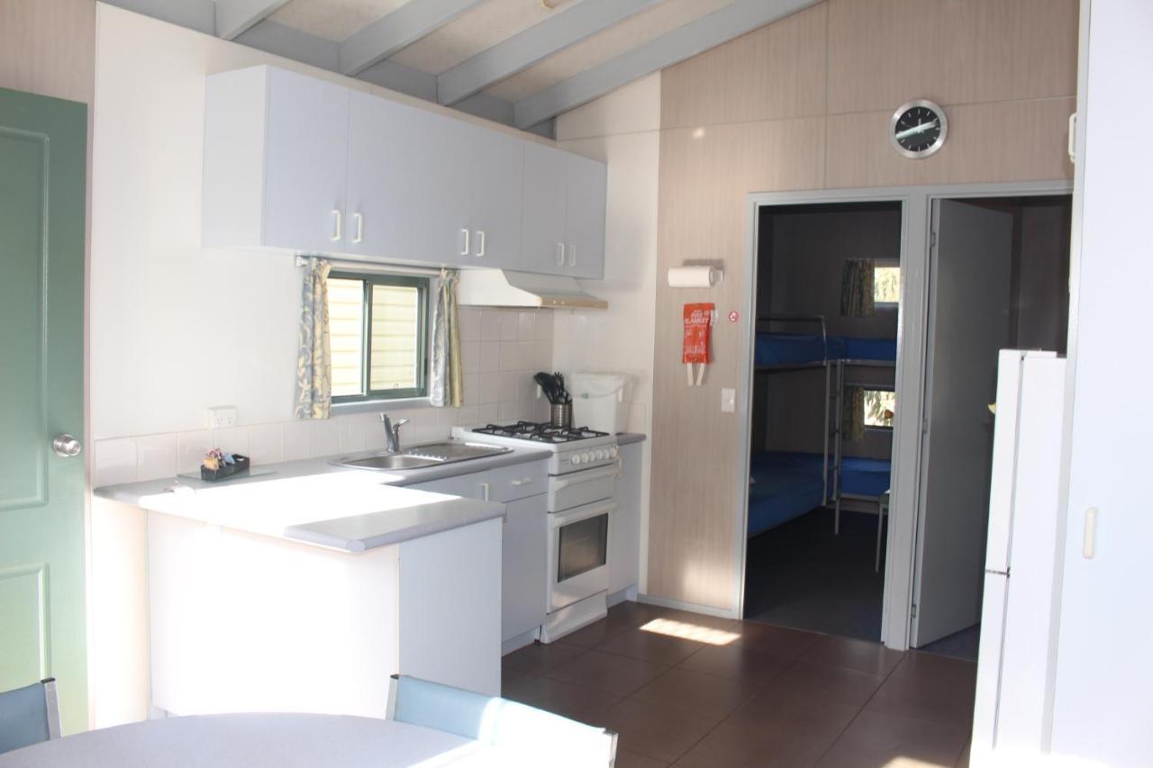 The Lakes Beachfront Holiday Park Lake Tyers Beach Екстериор снимка