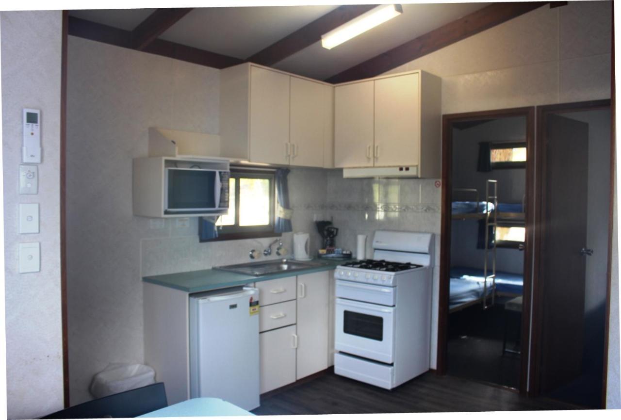 The Lakes Beachfront Holiday Park Lake Tyers Beach Екстериор снимка